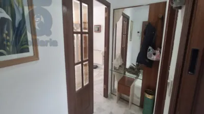 Flat on Calle Junto A Parada Bus Cayetano 2 photo 18