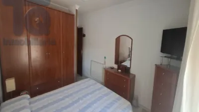 Flat on Calle Junto A Parada Bus Cayetano 2 photo 6