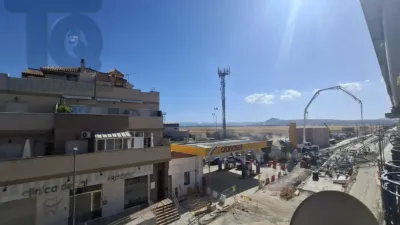 Flat on Calle Junto A Parada Bus Cayetano 2 photo 9