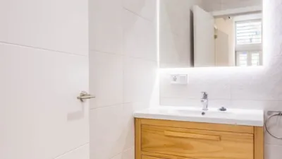 Apartamento en venta en Calle Parque de Cazorla, 1, Pino Montano (Distrito Norte. Sevilla Capital) de 166.000 €