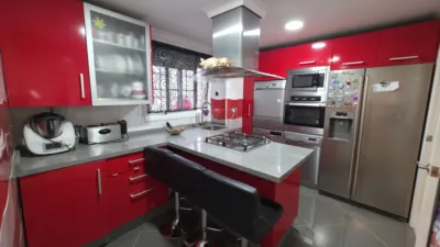 Piso en venta en Calle de Rafael Alberti, 3, San José-San Carlos-Fontanal (Distrito San Pablo-Santa Justa. Sevilla Capital) de 239.990 €