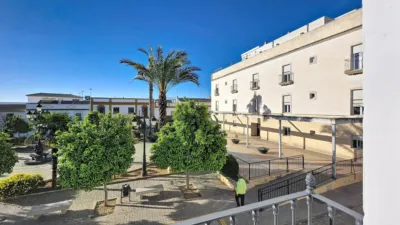 Detached house on Blas Infante Street, 31 photo 3