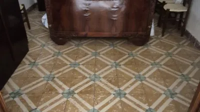 Casa en venta en Calle de Urbano Morales, Calzada de Calatrava de 42.000 €