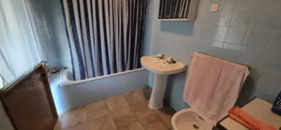 Casa en venta en Calle de Urbano Morales, Calzada de Calatrava de 42.000 €