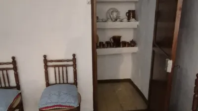 Casa en venta en Calle de Urbano Morales, Calzada de Calatrava de 42.000 €