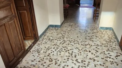 Casa en venta en Calle de Urbano Morales, Calzada de Calatrava de 42.000 €