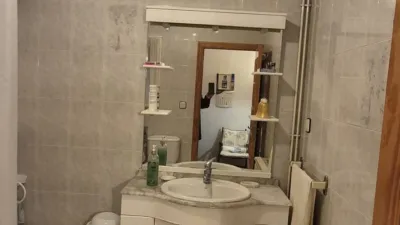 Casa en venta en Calle del Beato Jorge, Calzada de Calatrava de 44.000 €