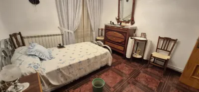 Casa en venta en Calle del Beato Jorge, Calzada de Calatrava de 44.000 €