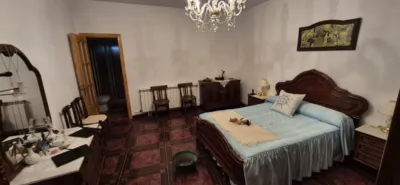Casa en venta en Calle del Beato Jorge, Calzada de Calatrava de 44.000 €