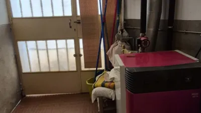 Casa en venta en Calle del Beato Jorge, Calzada de Calatrava de 44.000 €