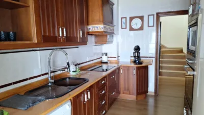 Detached house on Calle Junco photo 8