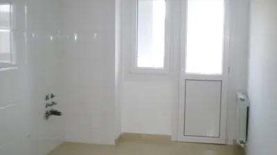 Promoción RESIDENCIAL VILADÓNIGA (VPO), Piñeiros-Freixeiro-O Ponto (Narón) de 33.000 €