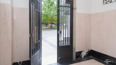 Piso en venta en Calle Doctor Hervada - Vista 3