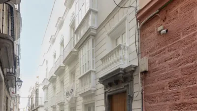 Promoción Rafael de la Viesca (Cádiz), Centro Histórico (Cádiz Capital) de 170.700 €
