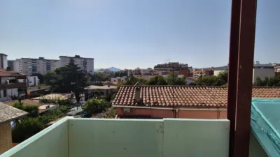 Duplex penthouse on Carrer de Serra de Galliners photo 17