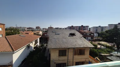 Duplex penthouse on Carrer de Serra de Galliners photo 11