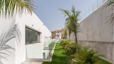 Chalet unifamiliar en alquiler en Costa Adeje, Costa Adeje (Adeje) de 6.000 €<span>/mes</span>