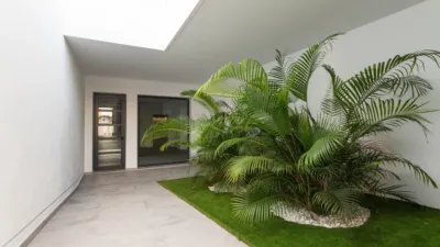 Chalet unifamiliar en alquiler en Costa Adeje, Costa Adeje (Adeje) de 6.000 €<span>/mes</span>