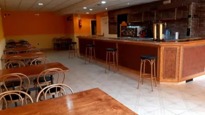 Local comercial en venta en Calle de Castelao - Vista 3