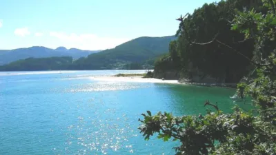 Piso en venta en Rúa Cantalarrana, Cariño de 92.000 €