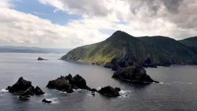 Piso en venta en Rúa Cantalarrana, Cariño de 92.000 €