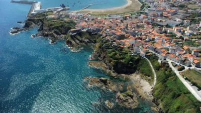 Piso en venta en Rúa Cantalarrana, Cariño de 92.000 €