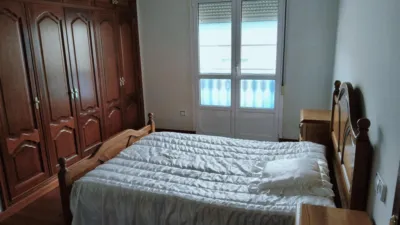 Piso en venta en Calle Ramon Valle Inclan, Número 1, Cariño de 140.000 €