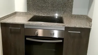 Piso en alquiler en Calle del Río Sil, 6, Cariño de 490 €
