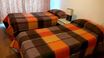 Piso en alquiler en Calle del Río Sil, número 22, Cariño de 560 €