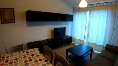 Piso en alquiler en Calle del Río Sil, número 22, Cariño de 560 €