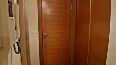 Piso en alquiler en Calle Rio Maguleiro, Número 4, Cariño de 490 €