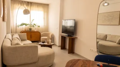 Apartment on Calle Miguel Delgado Calcerrada, No. 1 photo 6