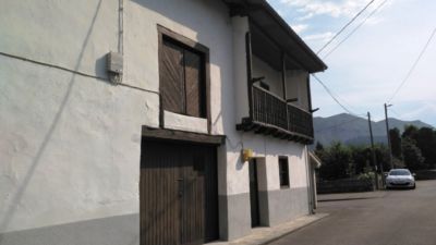 Casa en venta en Barrio de la Mata, 43, La Bárcena (San Felices de Buelna) de 60.000 €