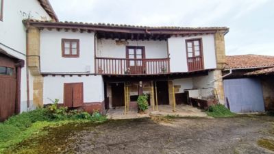 Casa unifamiliar en venta en Oreña, Oreña (Alfoz de Lloredo) de 220.000 €