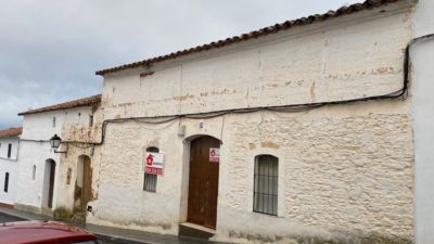 Casa en venta en Azuaga, Azuaga de 19.000 €