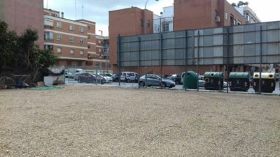 Garatge en lloguer a Calle de Jacobo Rodríguez Pereira, 3, María Auxiliadora-Barriada de Llera (Badajoz Capital) de 35 €<span>/mes</span>