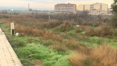 Land for sale in Esmai, Number 3, Alcarràs of 49.000 €