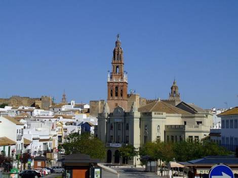 Pisos en Campiña De Carmona, casas, áticos y chalets