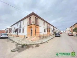 Casa adosada en calle de Zancara