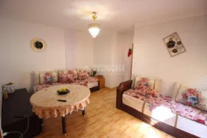 Piso en Residencial Triana-Barrio Alto-Híjar