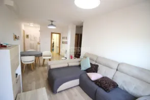 Piso en Zona de San Cayetano-Avenida Cristóbal Colón