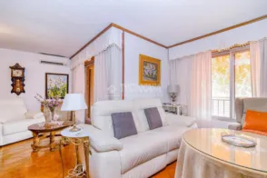 Piso en calle Poco Trigo