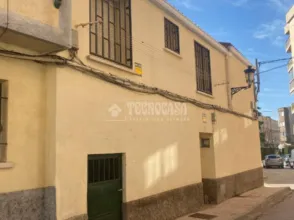 Casa pareada en calle de la Escarchada