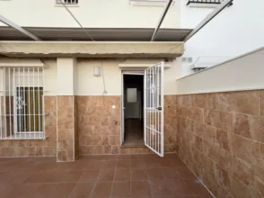 Casa adosada en calle 11139, nº 170