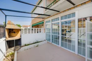 Casa en calle Rojales, 18
