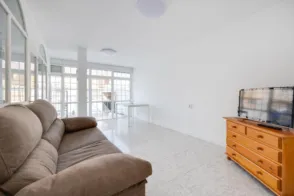 Casa en calle Rojales, 18