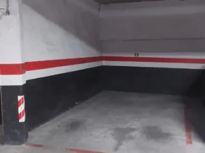 Garaje en calle de la Periodista Asunción Valdés