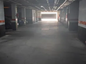 Garaje en calle de la Periodista Asunción Valdés