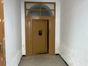 Casa adosada en calle de la Silla, 13