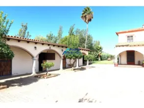 Finca rústica en Huerta Rosales-Valdepasillas